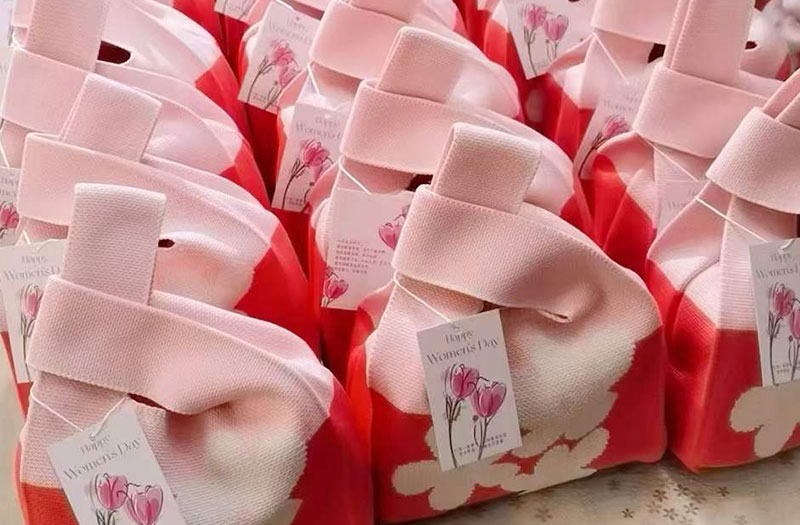  喜迎“三八”婦女節(jié) 溫馨禮品暖人心？